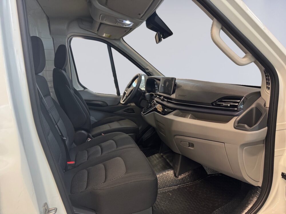 auto-Maxus-Deliver-9-D9-202602261145-12 auto-Maxus-Deliver-9-D9-202602261145-12