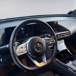 auto-Mercedes-Benz-EQC-RUV522-202602211743-9