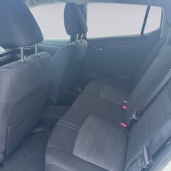 auto-Nissan-Leaf-FPP975-202602111339-12