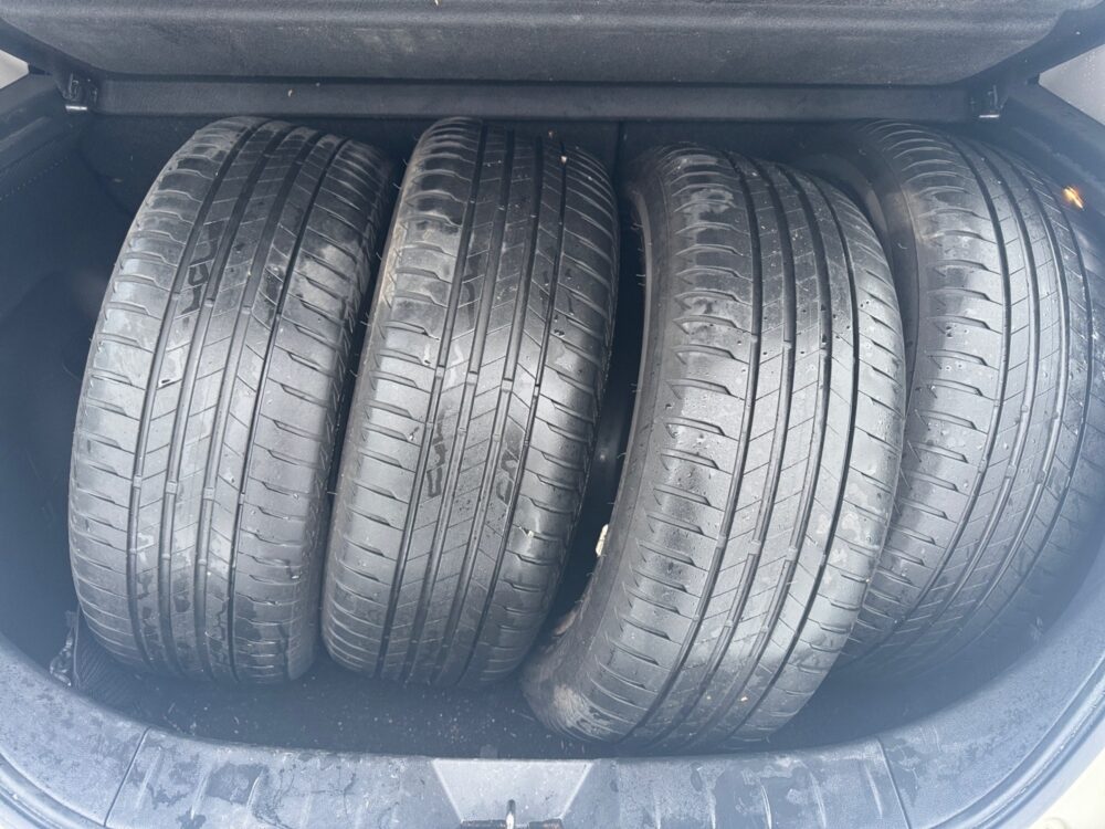 auto-Nissan-Leaf-FPP975-202602111339-14 auto-Nissan-Leaf-FPP975-202602111339-14