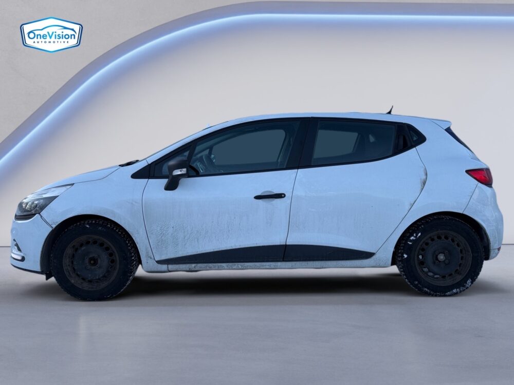 auto-Renault-Clio-VZE985-202602181004-1 auto-Renault-Clio-VZE985-202602181004-1