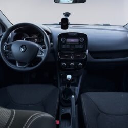 auto-Renault-Clio-VZE985-202602181004-9