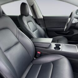 auto-Tesla-Model-3-CPP872-202602121359-13