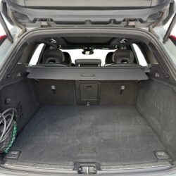 auto-Volvo-XC60-GRK764-202602231406-13