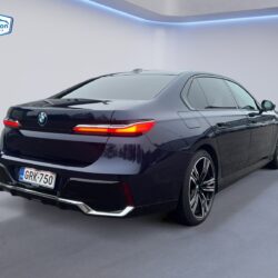 auto-BMW-i7-GRK750-202603101509-4