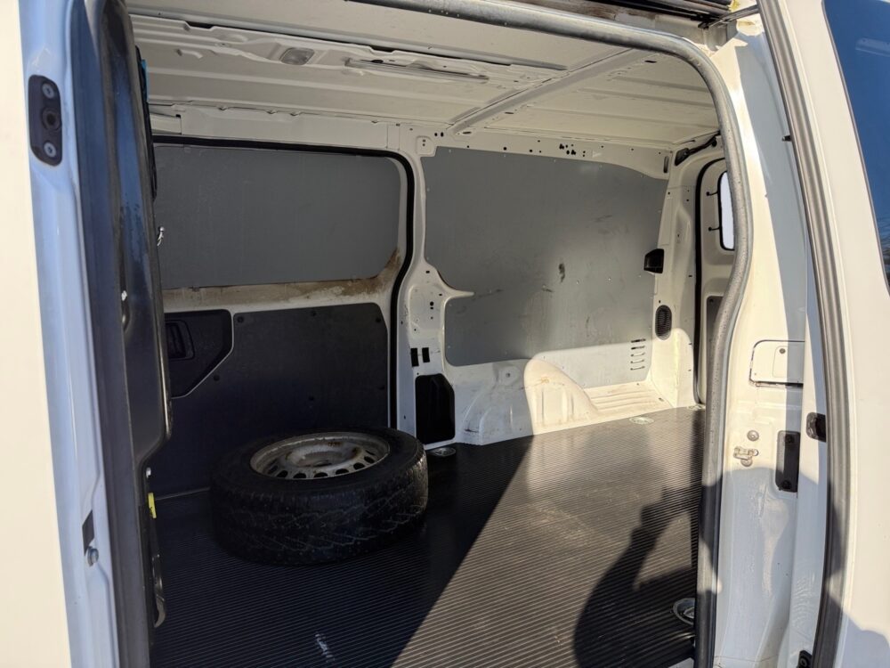 auto-Citroen-Jumpy-ERM845-202603061519-12 auto-Citroen-Jumpy-ERM845-202603061519-12