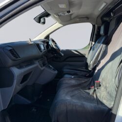 auto-Citroen-Jumpy-ERM845-202603061519-13