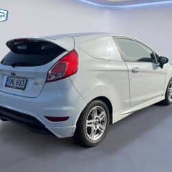 auto-Ford-Fiesta-Van-SNL683-202603101138-4