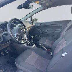 auto-Ford-Fiesta-Van-SNL683-202603101138-8