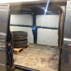 auto-Ford-Transit-Custom-GZU731-202603171635-13
