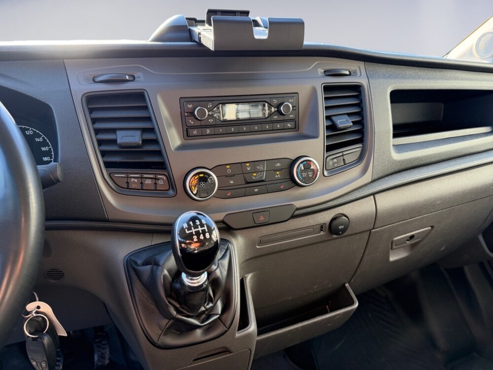 auto-Ford-Transit-FPF194-202603101504-10 auto-Ford-Transit-FPF194-202603101504-10