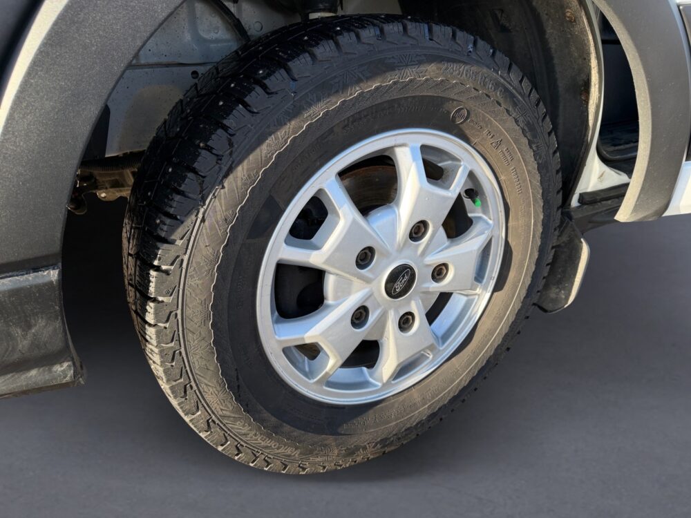 auto-Ford-Transit-FPF194-202603101504-14 auto-Ford-Transit-FPF194-202603101504-14