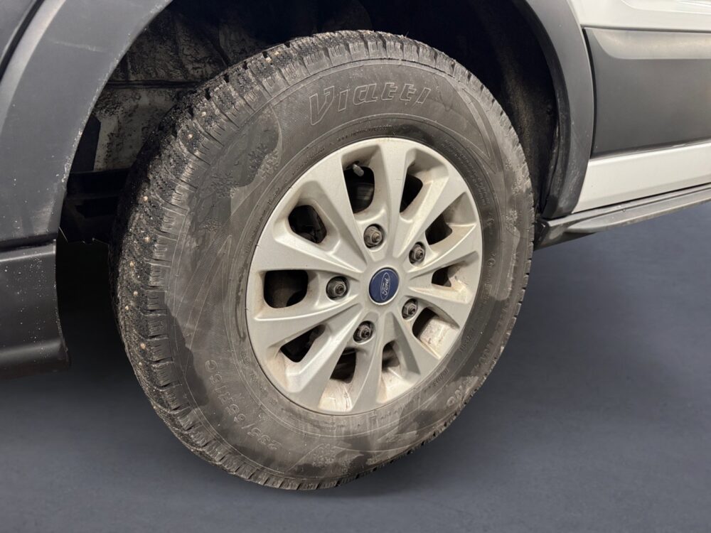 auto-Ford-Transit-GOB406-202603161229-10 auto-Ford-Transit-GOB406-202603161229-10