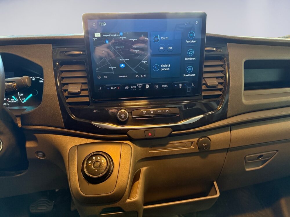 auto-Ford-Transit-LRM857-202603101503-9 auto-Ford-Transit-LRM857-202603101503-9