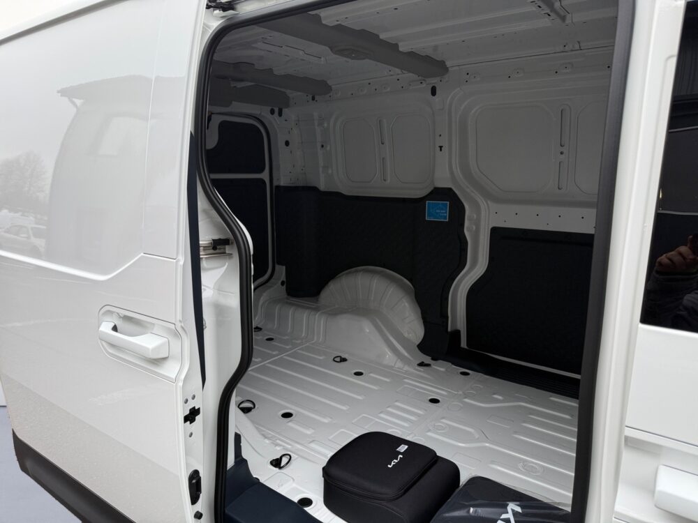 auto-Kia-PV5-Cargo-PV5-202603021630-12 auto-Kia-PV5-Cargo-PV5-202603021630-12