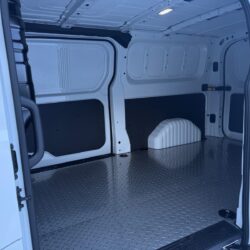 auto-Maxus-Deliver-7-FSS251-202603241134-13