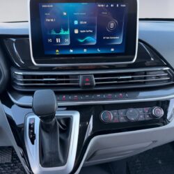 auto-Maxus-e-Deliver-9-KVC215-202603111323-10