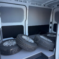 auto-Maxus-e-Deliver-9-KVC215-202603111323-14