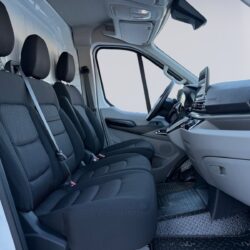 auto-Maxus-e-Deliver-9-KVC215-202603111323-8