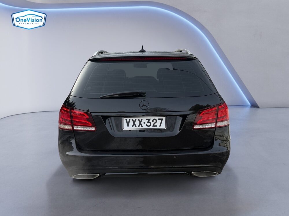 auto-Mercedes-Benz-E-VXX327-202603081040-3 auto-Mercedes-Benz-E-VXX327-202603081040-3