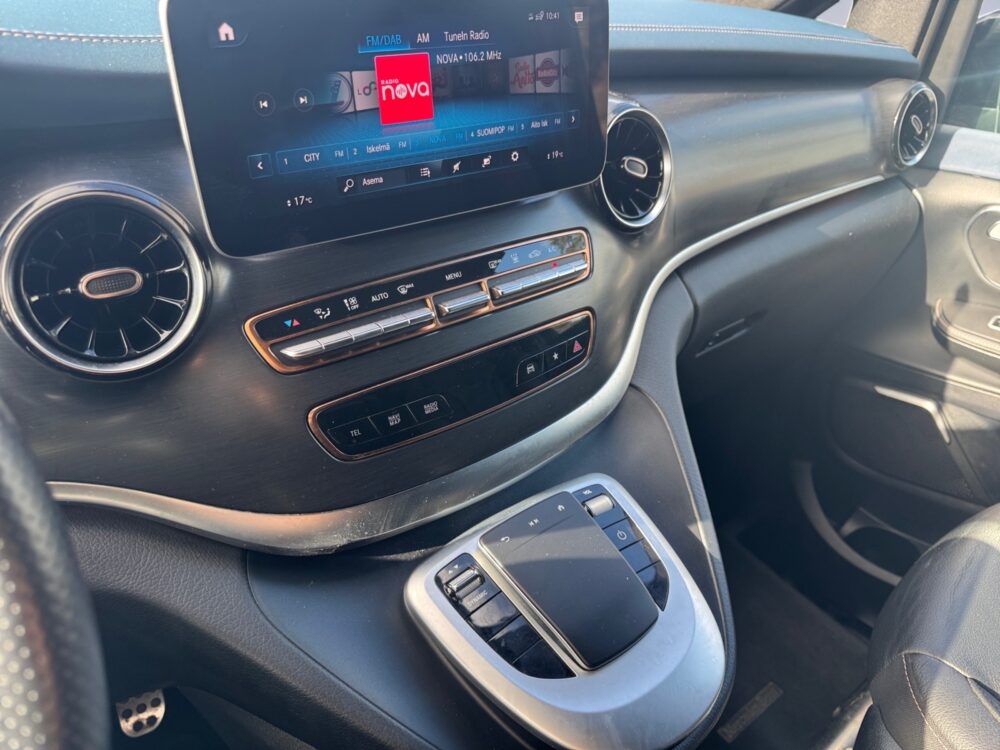 auto-Mercedes-Benz-EQV-XPP100-202603261045-11 auto-Mercedes-Benz-EQV-XPP100-202603261045-11