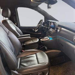 auto-Mercedes-Benz-EQV-ZOT262-202603241147-11