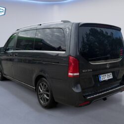 auto-Mercedes-Benz-EQV-ZOT262-202603241147-2