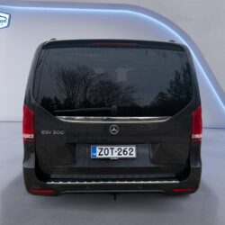 auto-Mercedes-Benz-EQV-ZOT262-202603241147-3