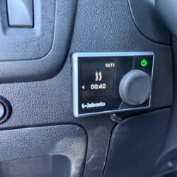 auto-Nissan-NV400-JJU168-202603271517-10