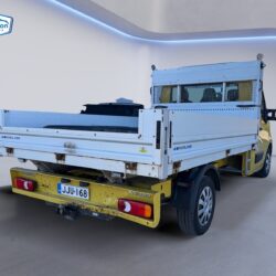 auto-Nissan-NV400-JJU168-202603271517-4