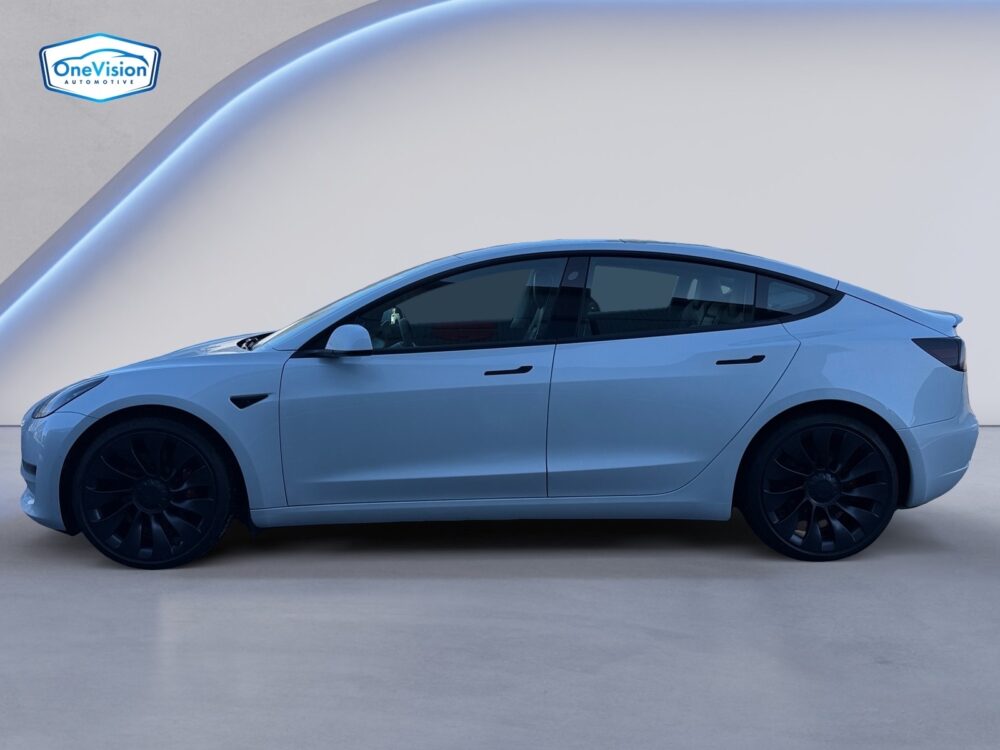 auto-Tesla-Model-3-CPP872-202603051555-1 auto-Tesla-Model-3-CPP872-202603051555-1