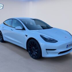 auto-Tesla-Model-3-CPP872-202603051555-6