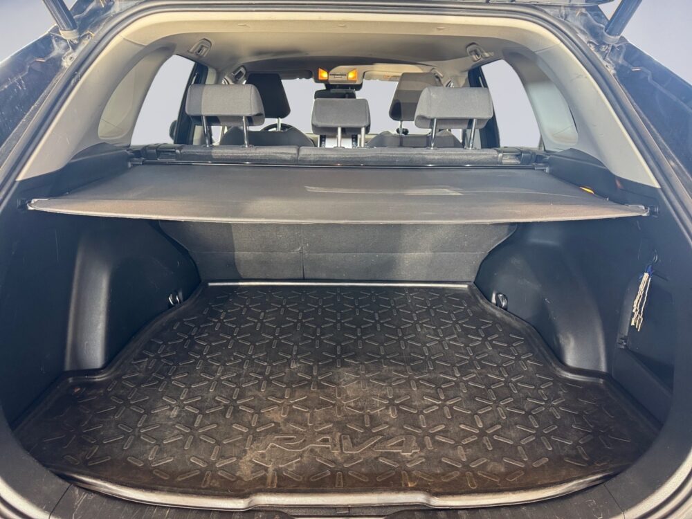 auto-Toyota-RAV4-JLS773-202603270948-12 auto-Toyota-RAV4-JLS773-202603270948-12