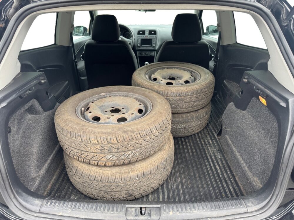 auto-Volkswagen-Polo-KNA480-202603091110-13 auto-Volkswagen-Polo-KNA480-202603091110-13