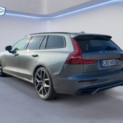 auto-Volvo-V60-LRE455-202603111449-2