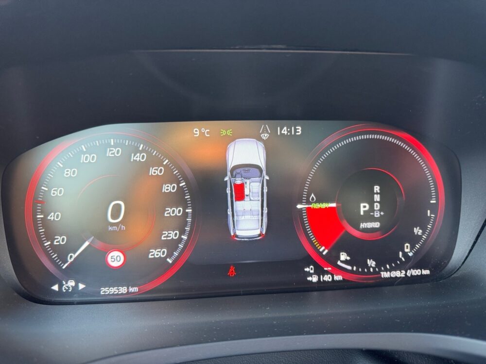 auto-Volvo-V60-LRE455-202603111449-9 auto-Volvo-V60-LRE455-202603111449-9