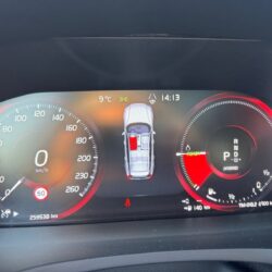 auto-Volvo-V60-LRE455-202603111449-9