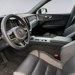 auto-Volvo-XC60-GRK764-202603101506-8