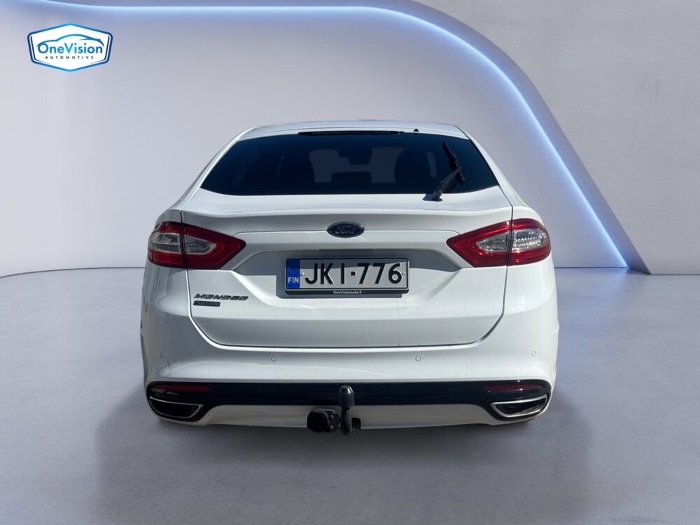 auto-Ford-Mondeo-JKI776-202604201212-3 auto-Ford-Mondeo-JKI776-202604201212-3