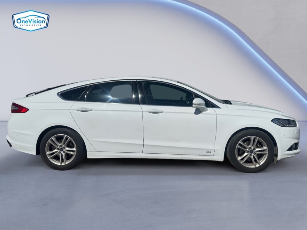 auto-Ford-Mondeo-JKI776-202604201212-5 auto-Ford-Mondeo-JKI776-202604201212-5