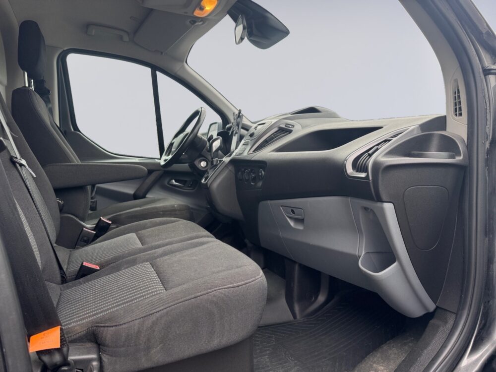 auto-Ford-Transit-Custom-RST650-202604081655-11 auto-Ford-Transit-Custom-RST650-202604081655-11