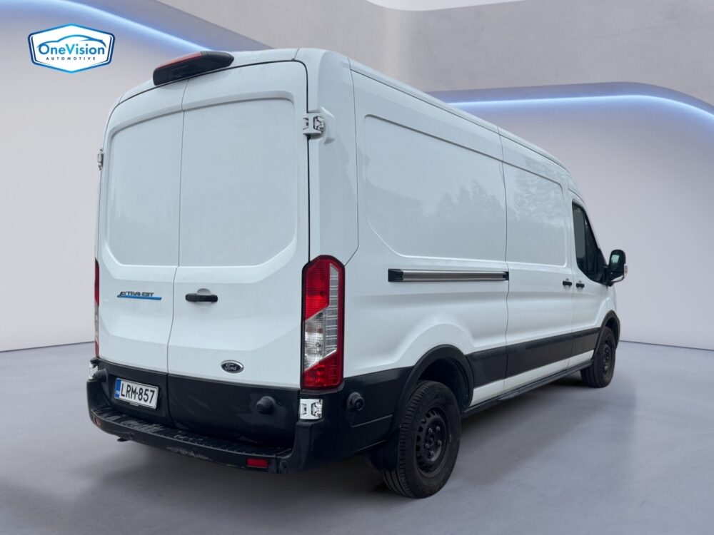 auto-Ford-Transit-LRM857-202604021037-4 auto-Ford-Transit-LRM857-202604021037-4