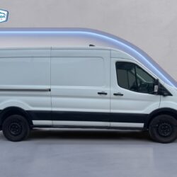 auto-Ford-Transit-LRM857-202604021037-5