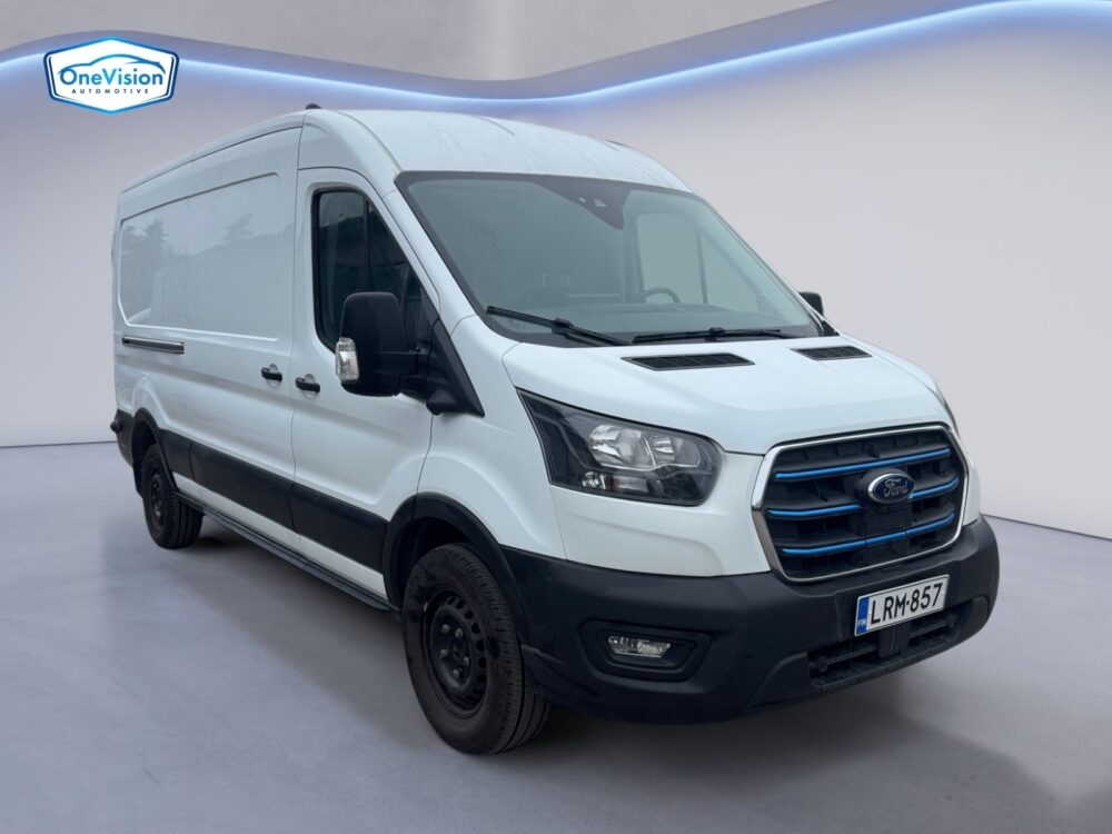 auto-Ford-Transit-LRM857-202604021037-6 auto-Ford-Transit-LRM857-202604021037-6