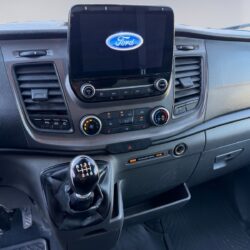 auto-Ford-Transit-YXJ665-202604021006-10