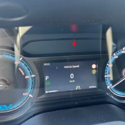 auto-Maxus-Deliver-7-MRJ266-202603241144-11