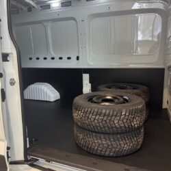 auto-Maxus-Deliver-9-D9-202604021137-14