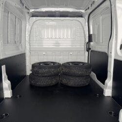 auto-Maxus-Deliver-9-D9-202604021137-15