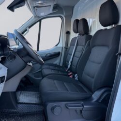 auto-Maxus-e-Deliver-9-KVC215-202604021141-8