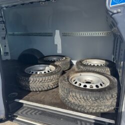 auto-Mercedes-Benz-Vito-FOT941-202604231254-12